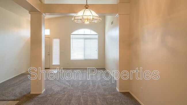 Building Photo - 3908 W Goodman Dr