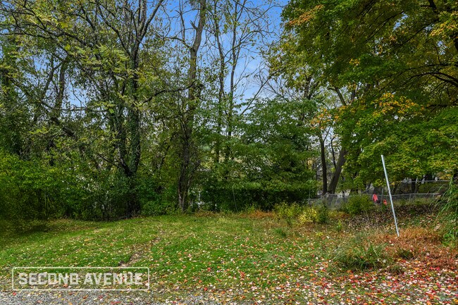 Building Photo - 3107 Elroy Ave