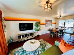 Building Photo - 7012 Ingalls St