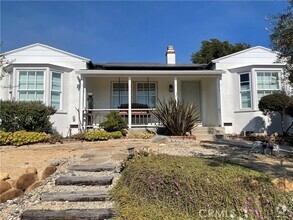 Building Photo - 8006 Bleriot Ave