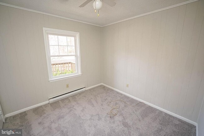 Building Photo - 115 Ridgefield Ln