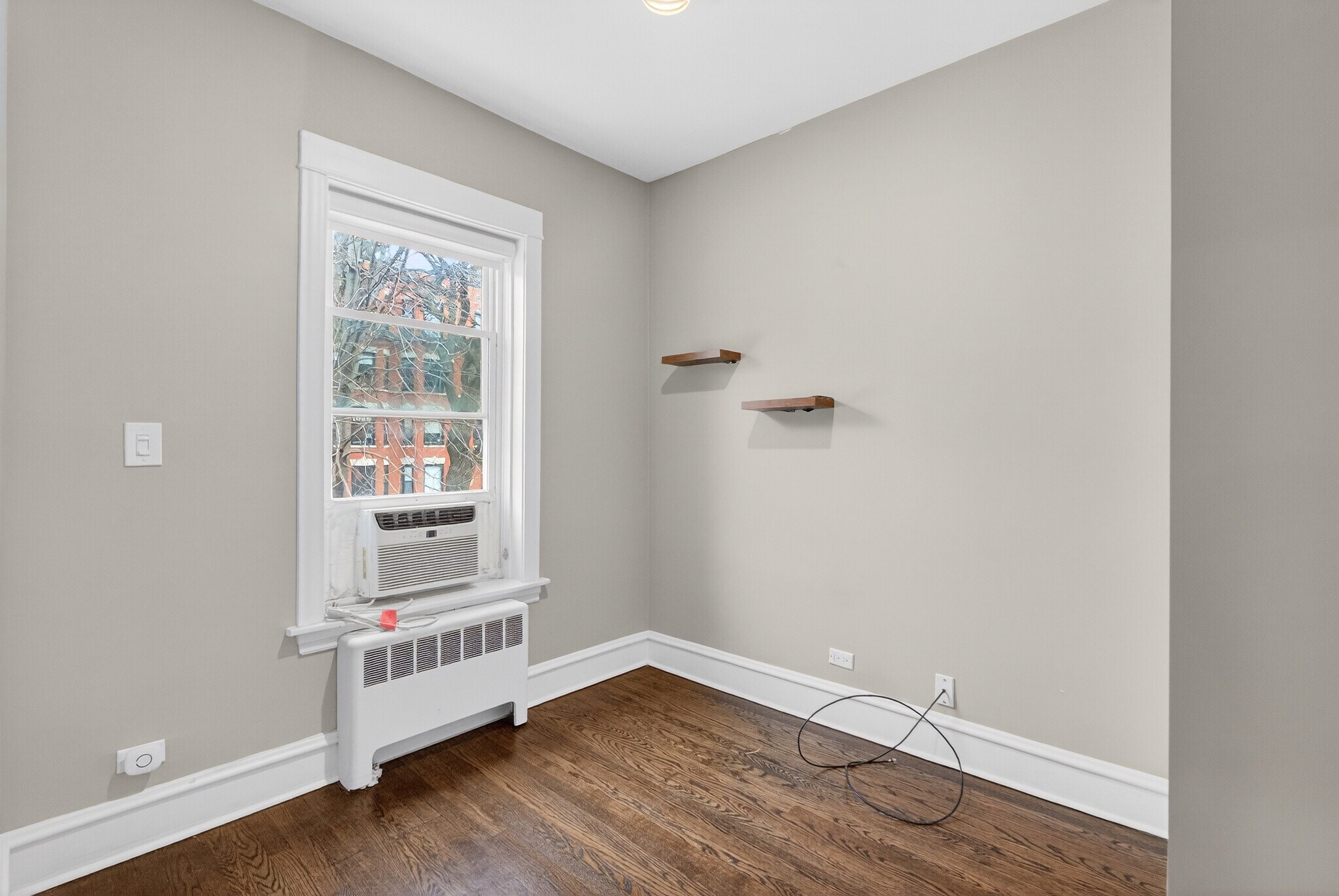 Building Photo - 5203 N Winthrop Ave