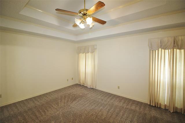 Building Photo - 1327 High Ridge Dr