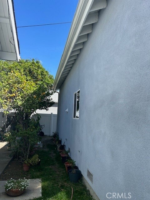 Building Photo - 8214 Murietta Ave