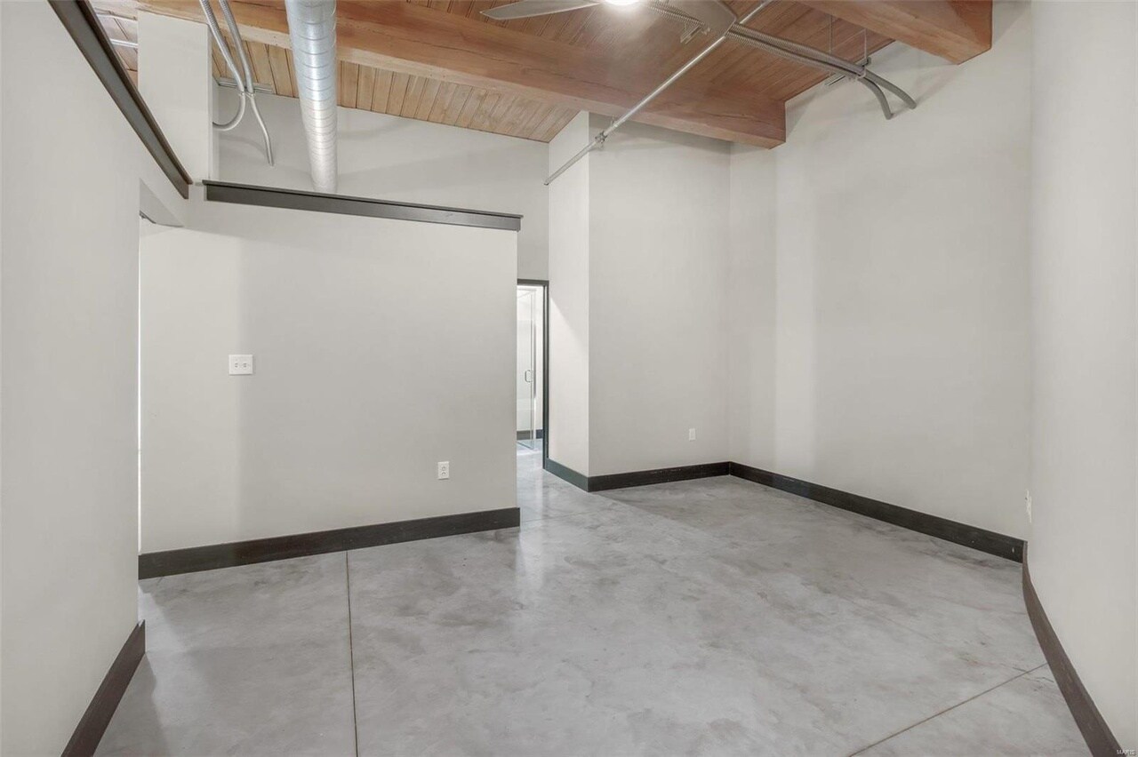 Building Photo - 1114 Lucas Ave