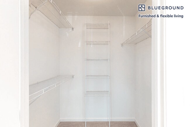 Building Photo - 1000 Avalon Dr