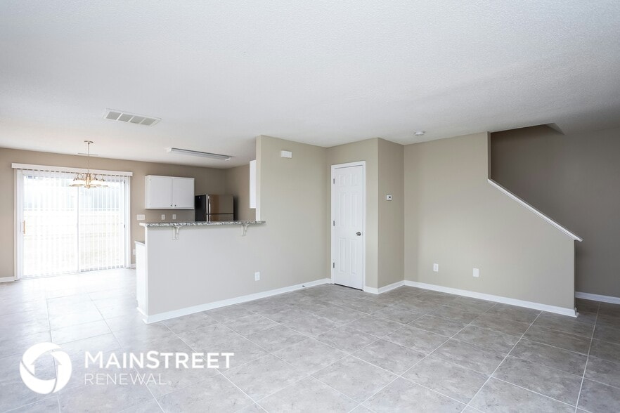 Building Photo - 2 Diamond Ct