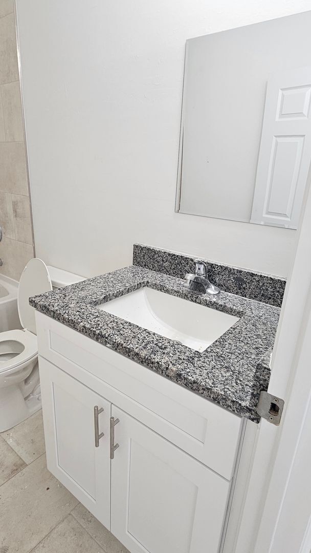 Building Photo - ASK US ABOUT FREE RENT!!-BRAND NEW HOME- M...