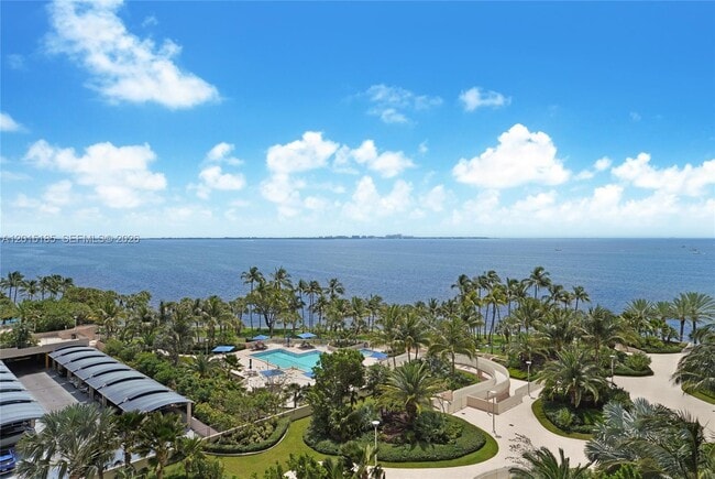 Building Photo - 1 Grove Isle Dr