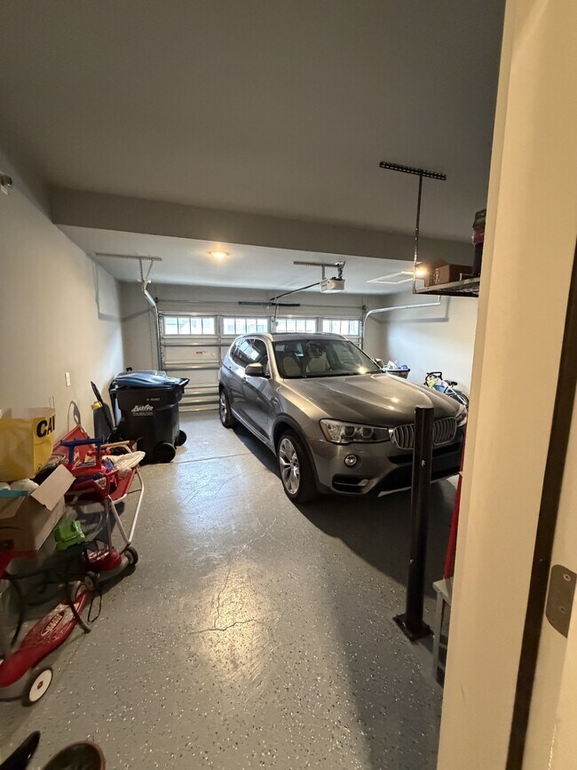 Building Photo - 6133 Alsace Ln