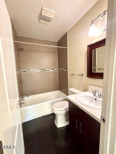 Building Photo - 1900 Lundy Ave