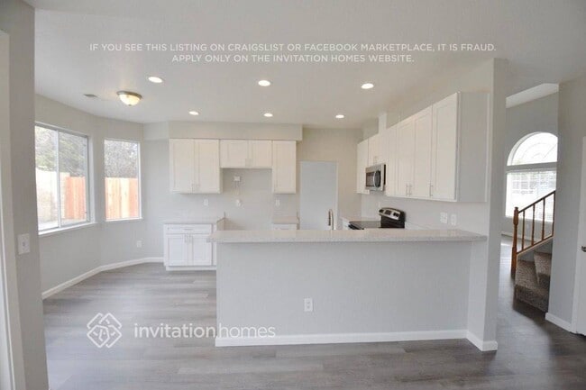 Building Photo - 1368 Northwood Dr