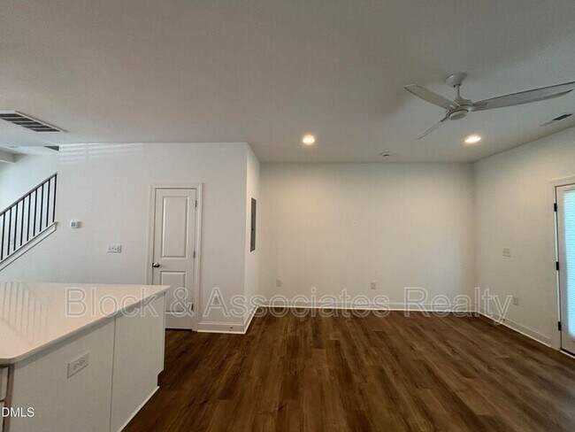 Building Photo - 5710 Parker Pnes Ct
