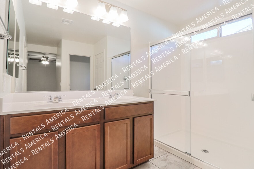 Building Photo - 16267 W La Ventilla Way