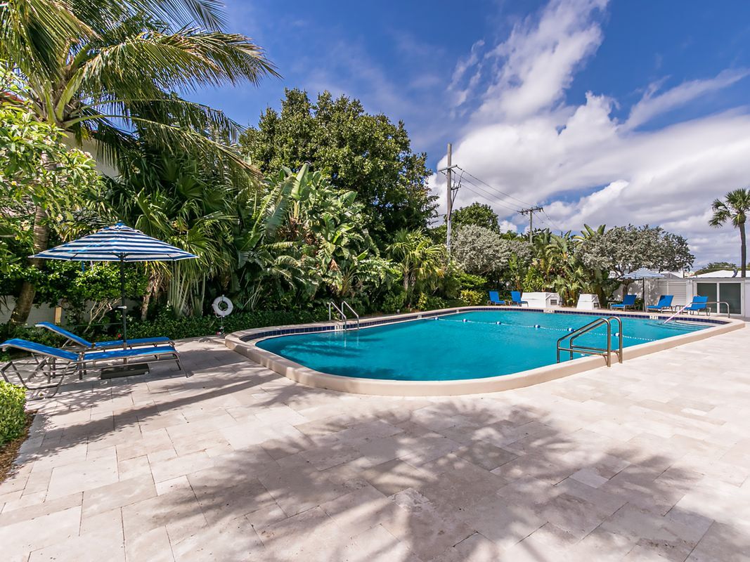 Building Photo - 888 Intracoastal Dr