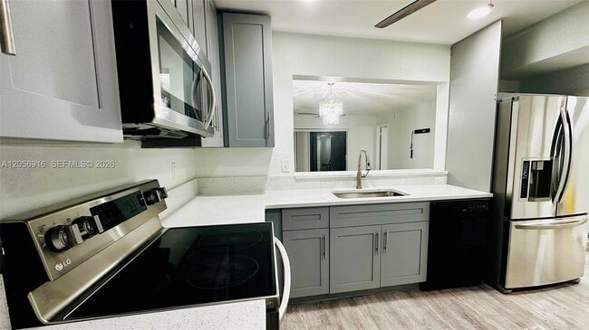 Building Photo - 2091 Coral Ridge Dr
