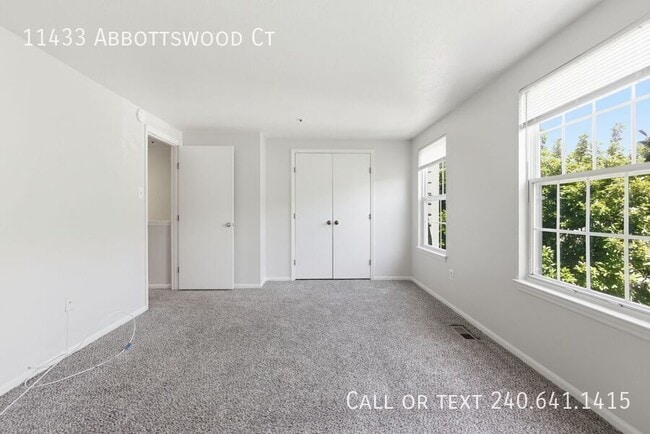 Building Photo - 11433 Abbottswood Ct