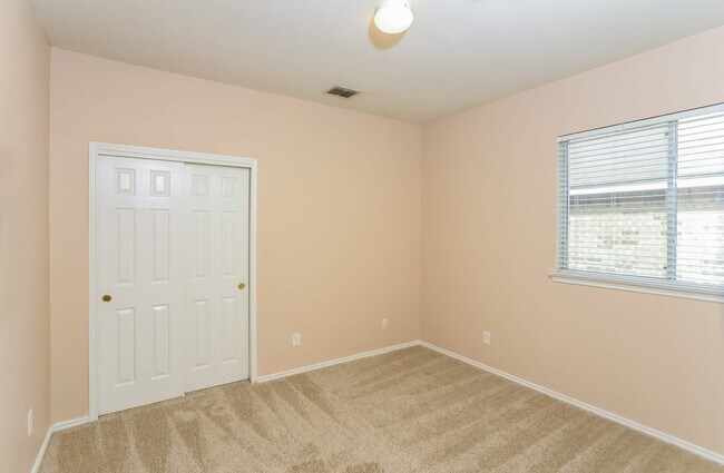 Building Photo - 6119 Briscoe Leaf
