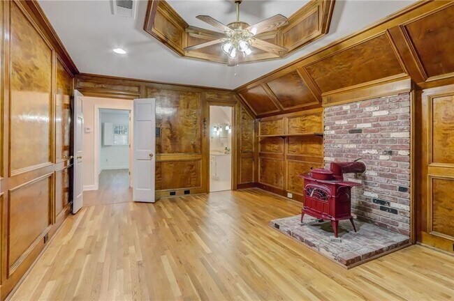 Building Photo - 344 Lost Creek Dr NW