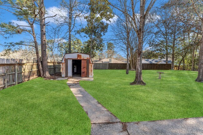 Building Photo - 3353 Knob Oaks Dr