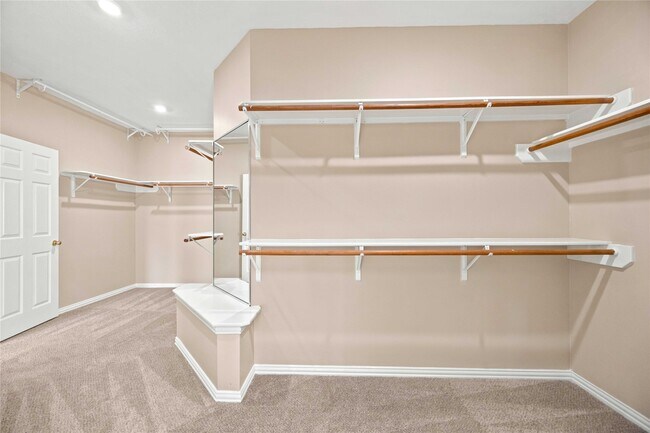 Building Photo - 14715 Golden Bough Ln