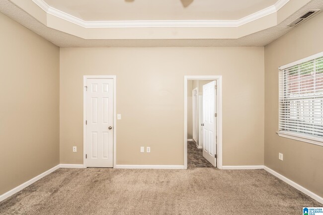 Building Photo - 209 Ashford Dr