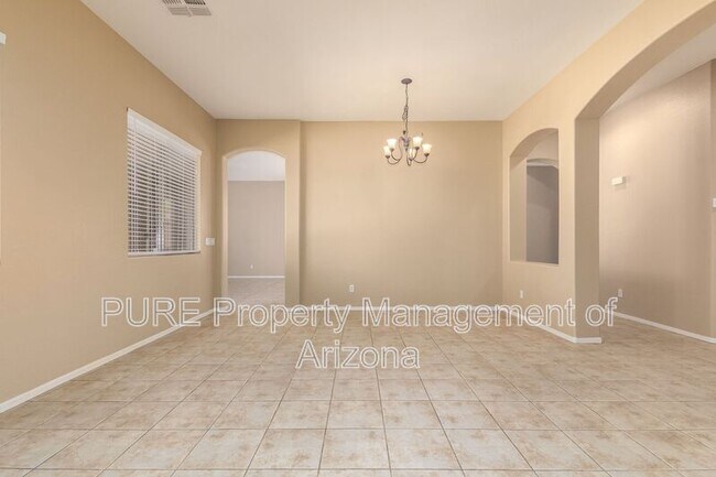 Building Photo - 7418 W Lariat Ln