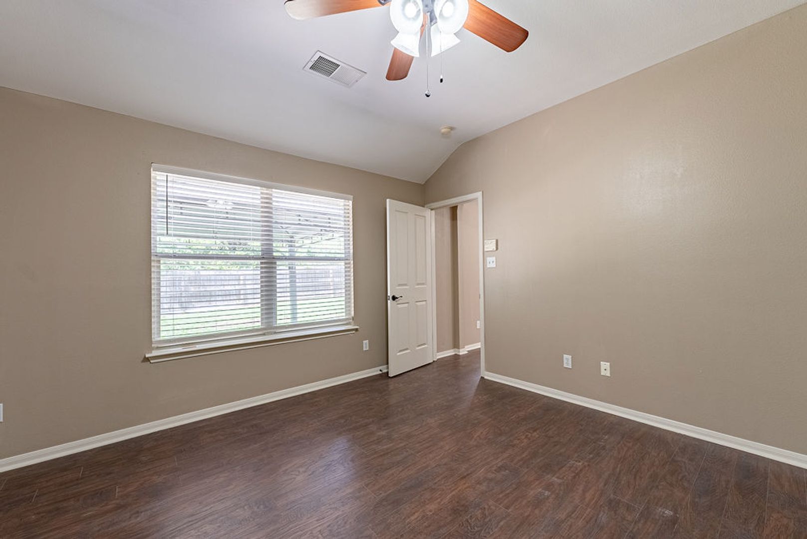 Building Photo - 12520 Wethersby Way