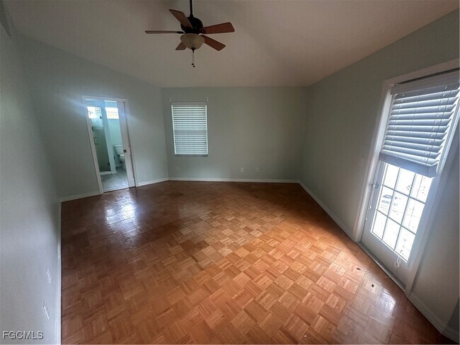 Building Photo - 950 Moody Rd