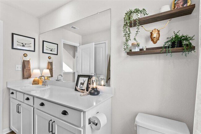 Building Photo - 376 Lost Mine Peak Ln