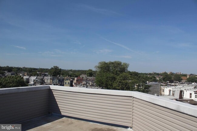 Building Photo - 3017 Ridge Ave
