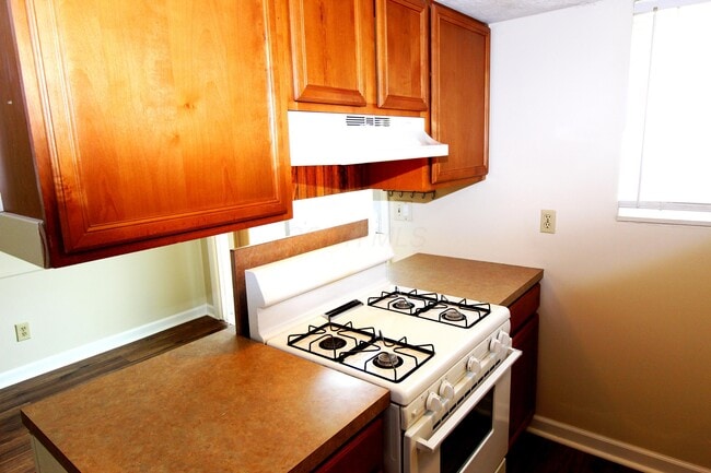 Building Photo - 4829 Dierker Rd