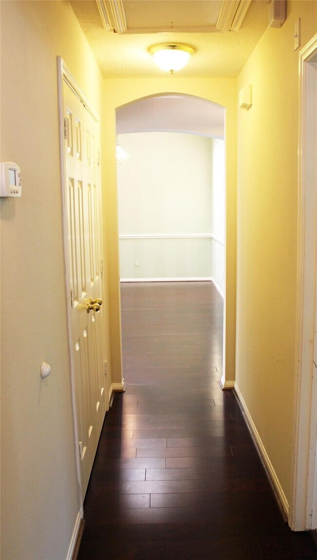 Building Photo - 18022 Still Springs Ct