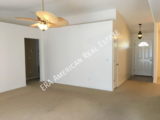 Building Photo - 1922 Everglades Dr