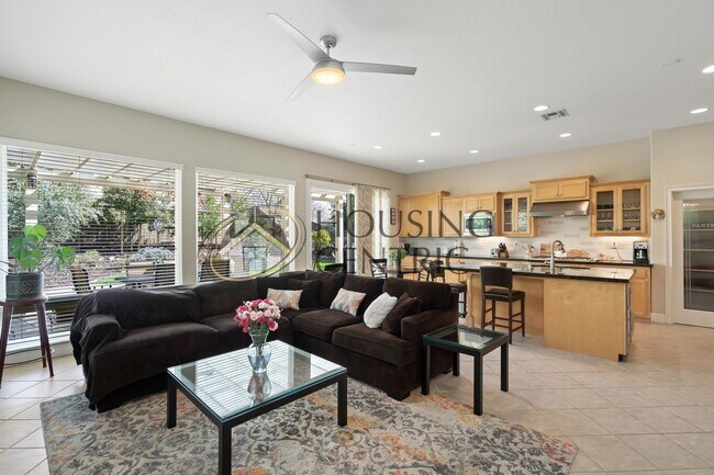 Building Photo - Executive Single Story Rental in Gated Serrano Community!