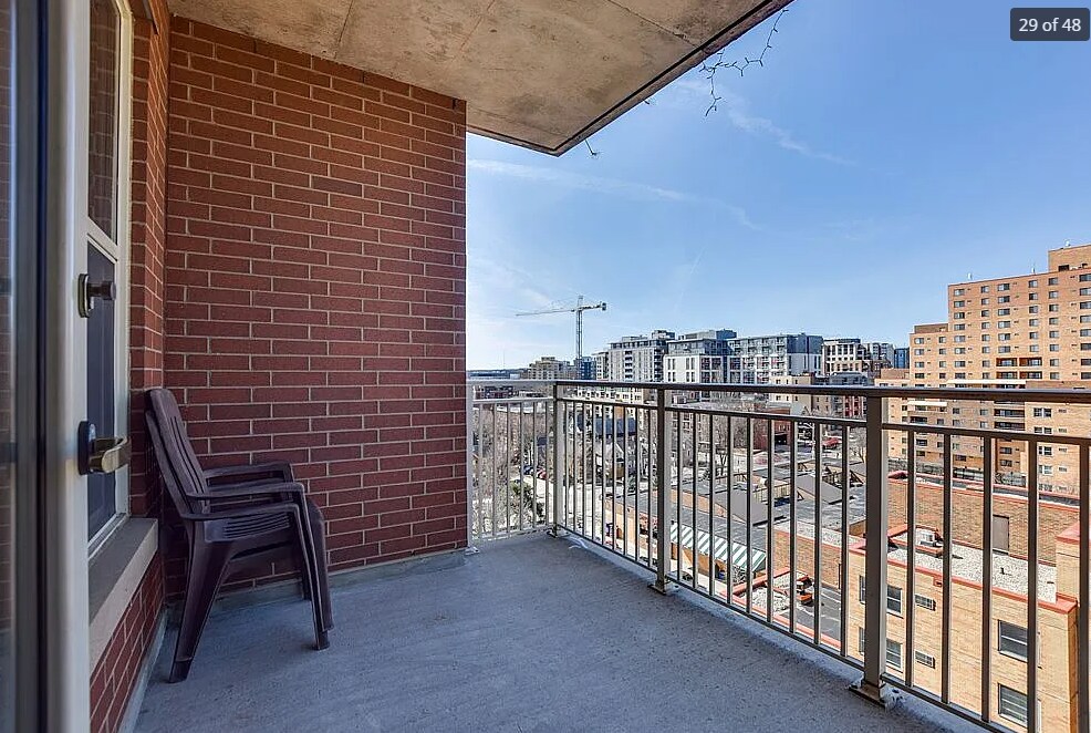 Building Photo - 333 W Mifflin St
