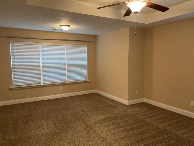 Building Photo - 3063 Margot Ln