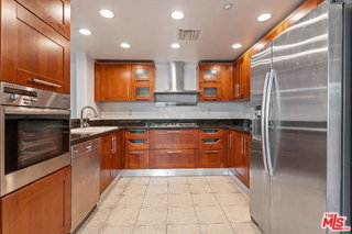 Building Photo - 107 N Swall Dr