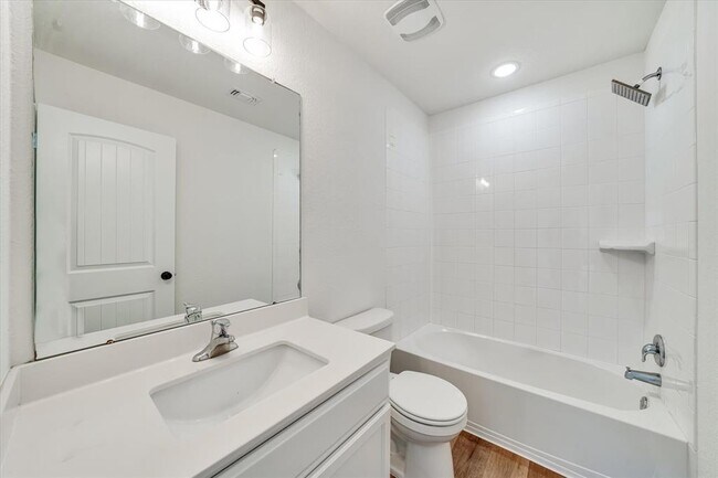 Building Photo - 1109 Ibis Falls Loop