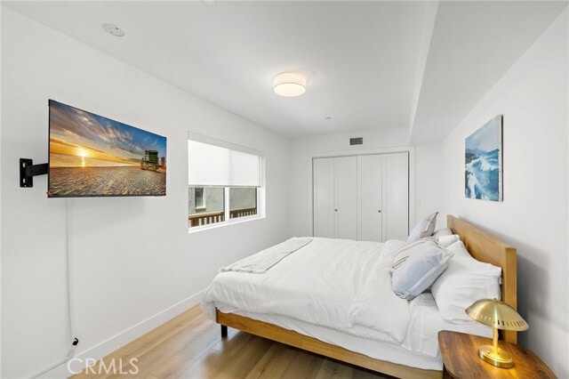 Building Photo - 1045 Gaviota Dr Unit B