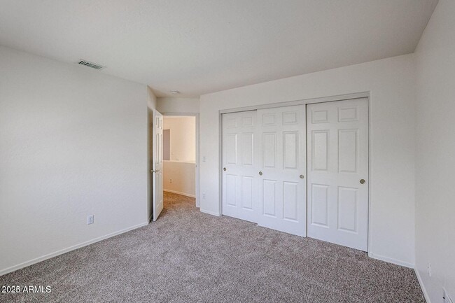 Building Photo - 1815 E Dava Dr
