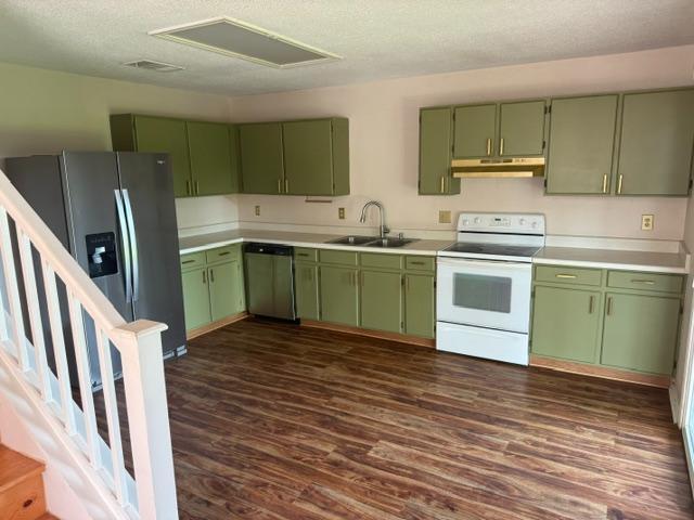 Building Photo - 534 Kellys Way