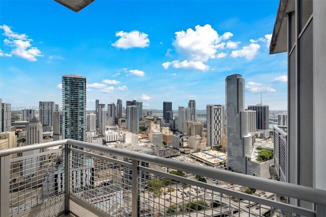 Building Photo - 350 S Miami Ave