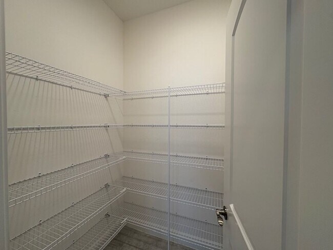 Building Photo - Lovely 4/2 at Harmony Enclave a Golf Course Community