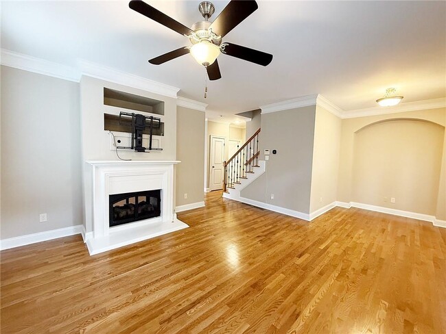 Building Photo - 3641 Ridge Towne Dr