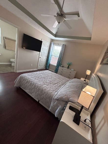 Building Photo - 1030 Woodland Dr