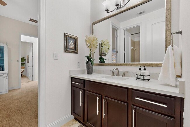 Building Photo - 102 Kildrummy Ln