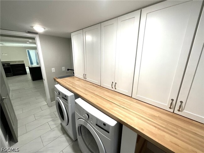 Building Photo - 20620 Pine Tree Ln