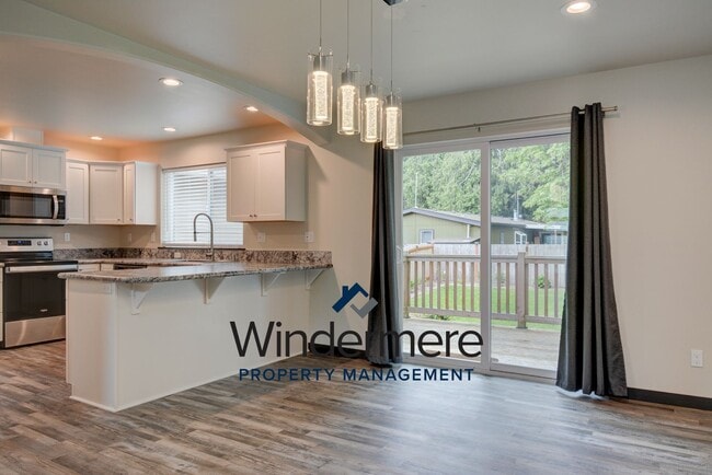 Building Photo - 3 Bed 3 Bath Home in Admirals Cove