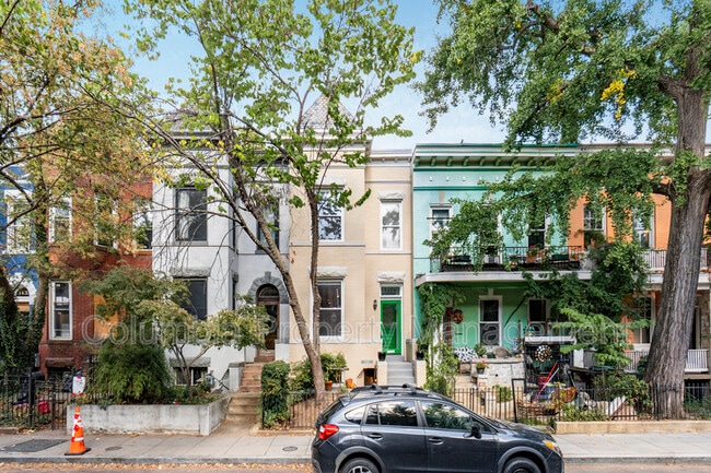 Primary Photo - 1427 Monroe St NW